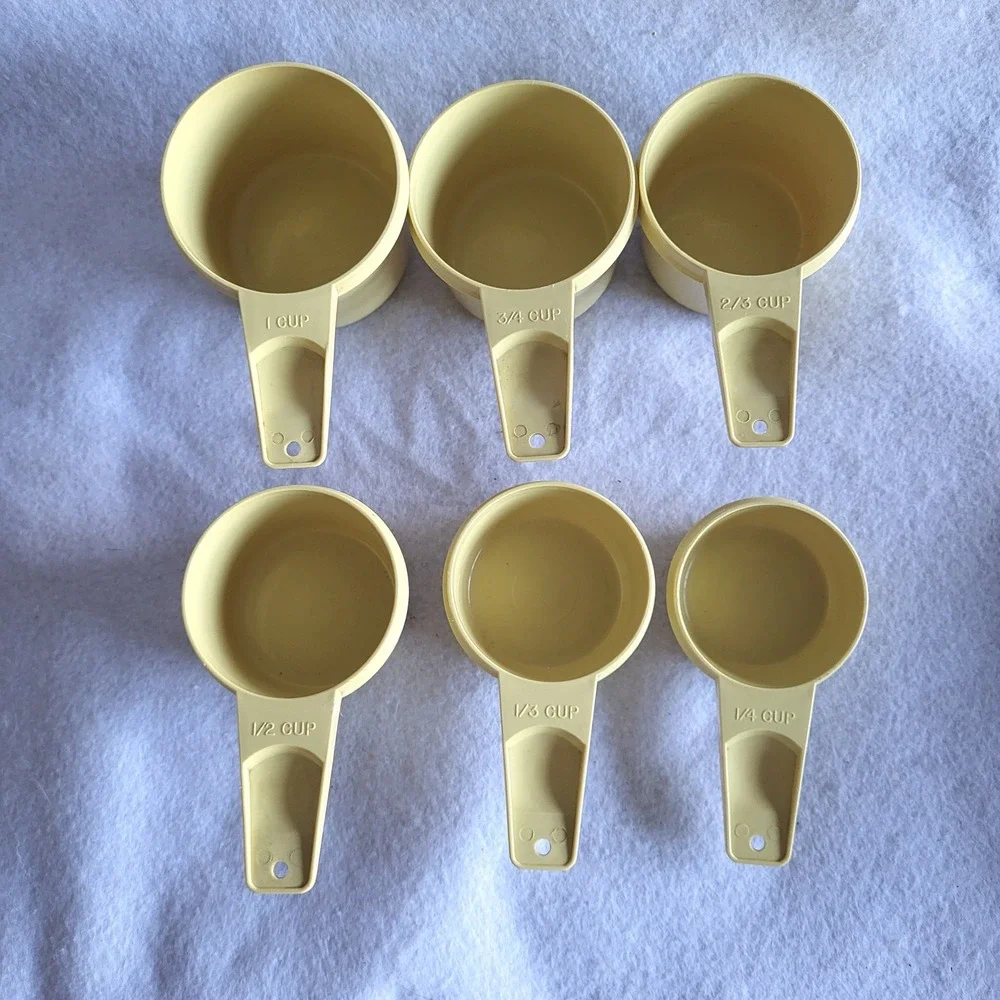 Vintage Set of‎ 6 Tupperware Harvest Gold Nesting Measuring Cups Complete EUC